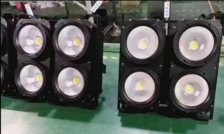 舞臺(tái)燈光 LED 四眼觀眾燈COB面光燈適用于哪些場(chǎng)所？